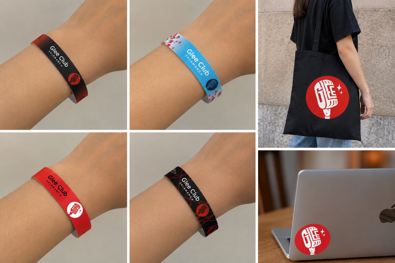 Merchandising de Glee Club Salamanca: pulseras, pegatinas y tote bag